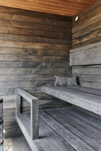 Finnlog WisdomHousen sauna tummat lauteet